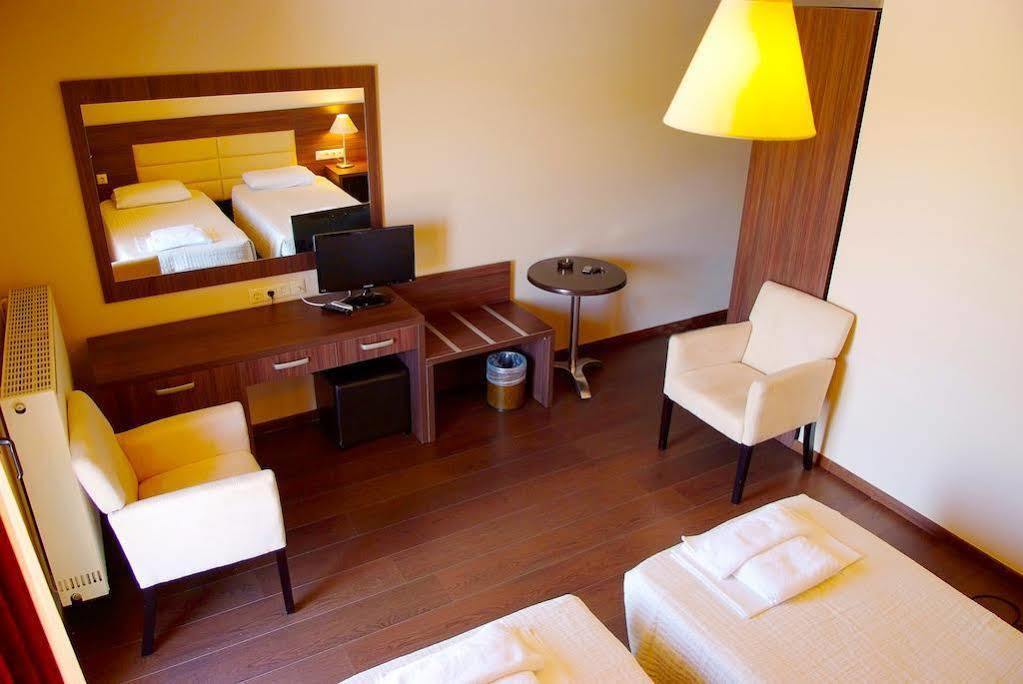 Plotini Hotel Dhidhimotikhon Exterior foto